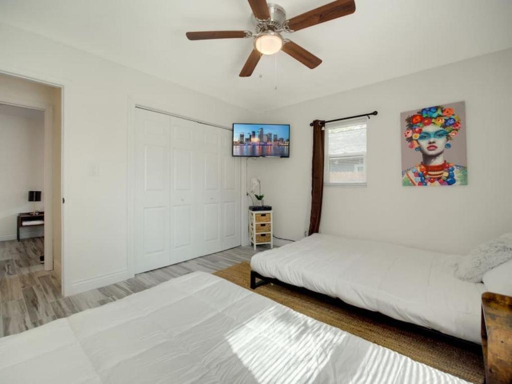 Modern Bayshore Home 50 Tampa Exterior photo